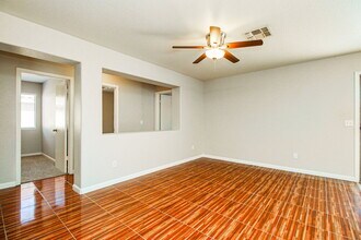 5338 E Florian Ave in Mesa, AZ - Building Photo - Building Photo