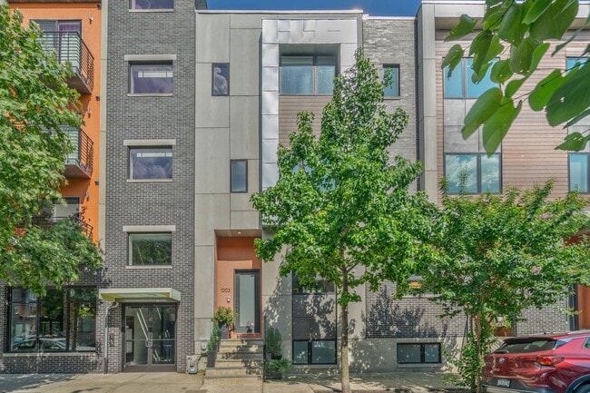 property at 1003 S 17th St