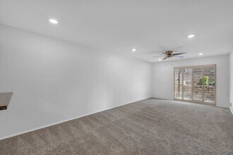 1206 Hi Stirrup in Horseshoe Bay, TX - Building Photo - Building Photo