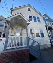 206 12th Ave in Newark, NJ - Building Photo