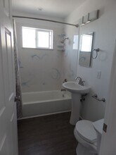 513 Fourth St in Rodeo, CA - Building Photo - Building Photo