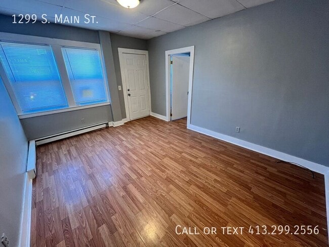 1299 S Main St in Palmer, MA - Building Photo - Building Photo