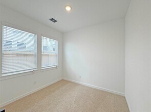 2213 Via Laura Ln in Houston, TX - Building Photo - Building Photo