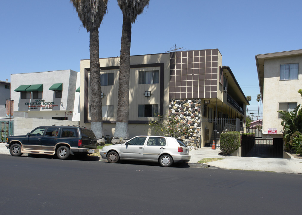 162 S Oxford Ave in Los Angeles, CA - Building Photo