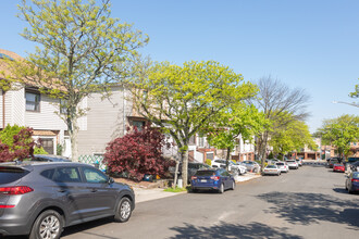 36 Hammock Ln in Staten Island, NY - Foto de edificio - Building Photo