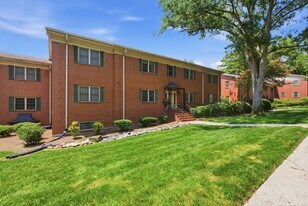 430 Lindbergh Drive NE in Atlanta, GA - Building Photo