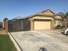 8911 Wheat Grass Ave in Bakersfield, CA - Building Photo