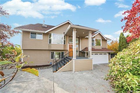 property at 407 Index Pl NE