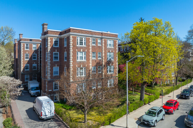 Peabody Court in Cambridge, MA - Building Photo - Building Photo