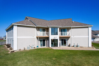 Hidden Lane Apartments in New Richmond, WI - Building Photo - Primary Photo