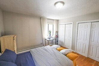 10 Linda Ln, Unit 4-2 in Boston, MA - Building Photo - Building Photo