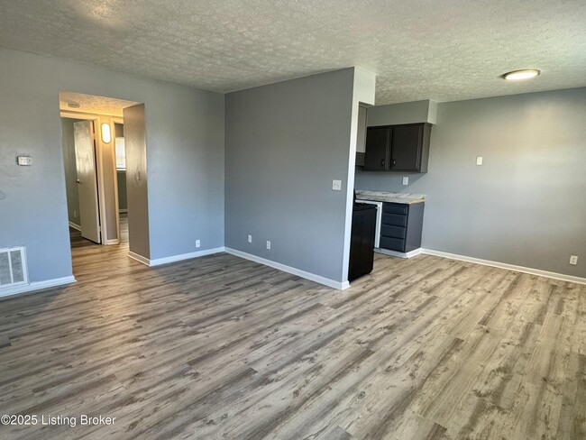3108 Springfield Dr in Louisville, KY - Building Photo - Building Photo