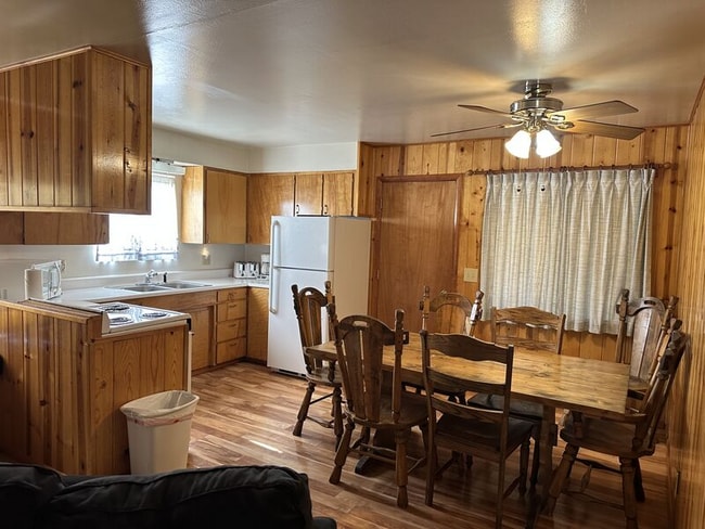 237 E White Mountain Blvd in Pinetop, AZ - Building Photo - Building Photo