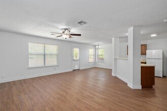 1015 Glen Meadow Cove in Georgetown, TX - Building Photo - Building Photo