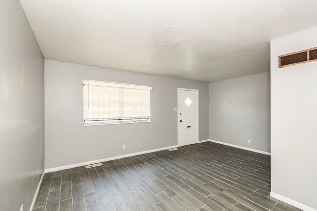 5514 Wren Ave in St. Louis, MO - Building Photo - Building Photo