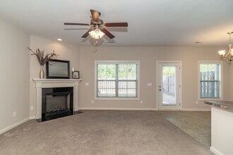 906 Erika Ln in Grovetown, GA - Building Photo - Building Photo