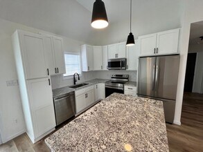 208 Franklin Square in Bonaire, GA - Building Photo - Building Photo