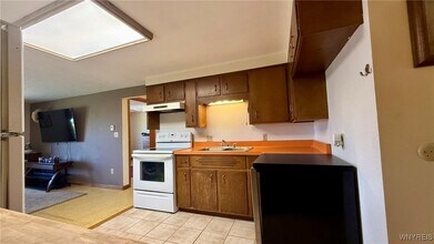 2305 Lockport Rd in Sanborn, NY - Building Photo - Building Photo