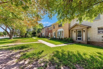 1859 Coronado Hills Dr in Austin, TX - Building Photo - Building Photo