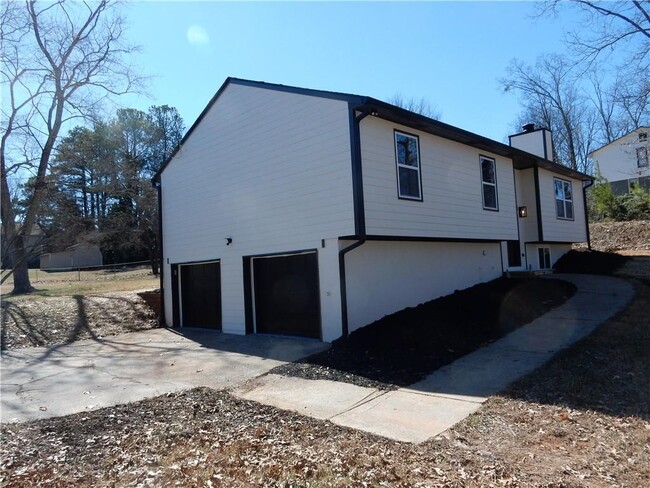 218 Trickum Hills Ln in Woodstock, GA - Building Photo - Building Photo