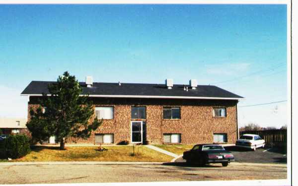 Glenmoor Apartments in Longmont, CO - Foto de edificio