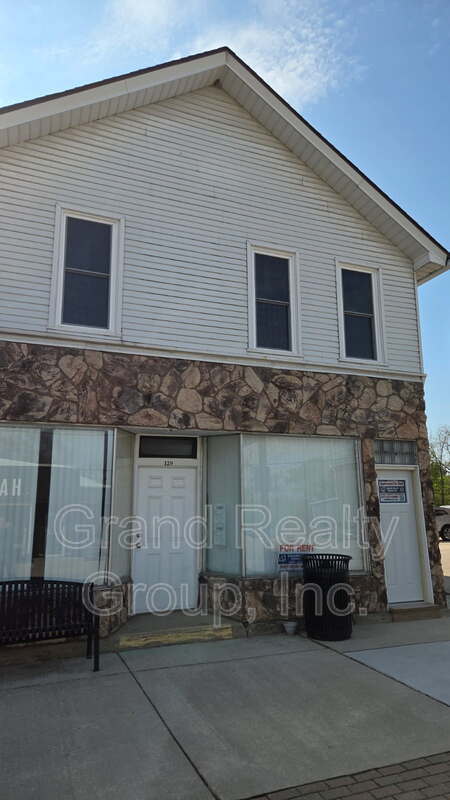 129 Cedar Ave in Lake Villa, IL - Building Photo - Building Photo