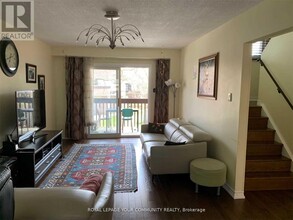 1 Kindale Way in Markham, ON - Building Photo - Building Photo