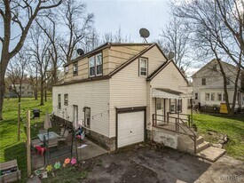 8521 Sheridan Dr in Buffalo, NY - Building Photo