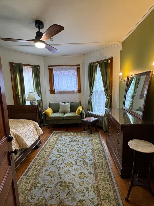 property at 47 Dartmouth St