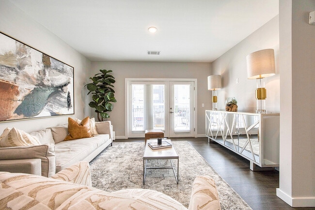 Landmark Apartments in Little Rock, AR - Foto de edificio - Building Photo