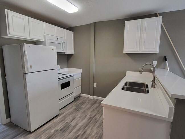 property at 9605 Grady Ln