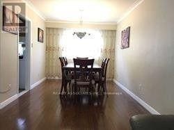 180 Northwood Dr in Toronto, ON - Building Photo - Building Photo