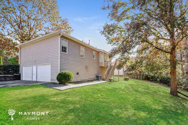 182 Kelley Ln in Dallas, GA - Foto de edificio - Building Photo