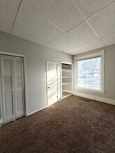 218 E Rose St, Unit APT 2 in Owatonna, MN - Building Photo - Building Photo