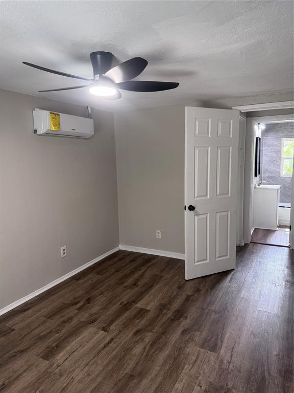 217 Johnson St in Pasadena, TX - Building Photo - Building Photo