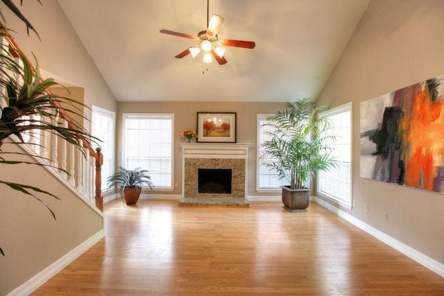 2211 S Kirkwood Rd Photo