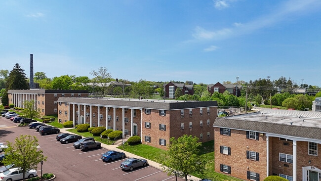 College Arms Apartments