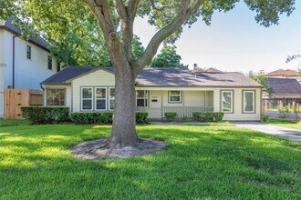 5519 Huisache St in Houston, TX - Building Photo - Building Photo