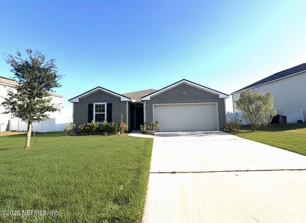 15668 Palfrey Chase Dr in Jacksonville, FL - Foto de edificio