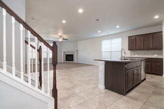 7001 Mcpherson Ln in Midland, TX - Building Photo - Building Photo