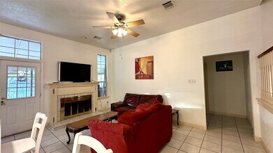 6918 Springcrest Ct in Sugar Land, TX - Building Photo - Building Photo