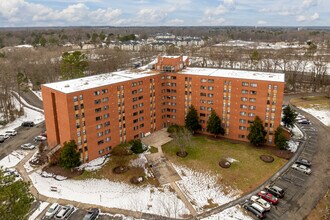 Renaissance Apartments in Richmond, VA - Building Photo - Building Photo