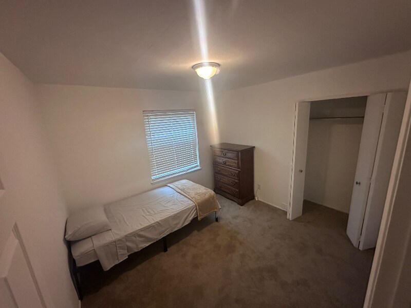 1017 Heritage Dr in Garland, TX - Building Photo
