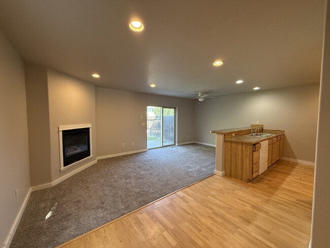 property at 883 Longbow Ln
