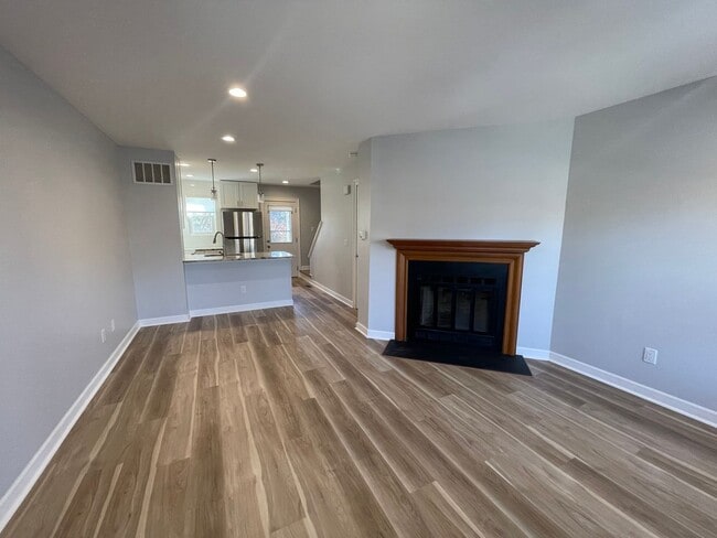 8072 Wimbledon Dr in Portage, MI - Foto de edificio - Building Photo