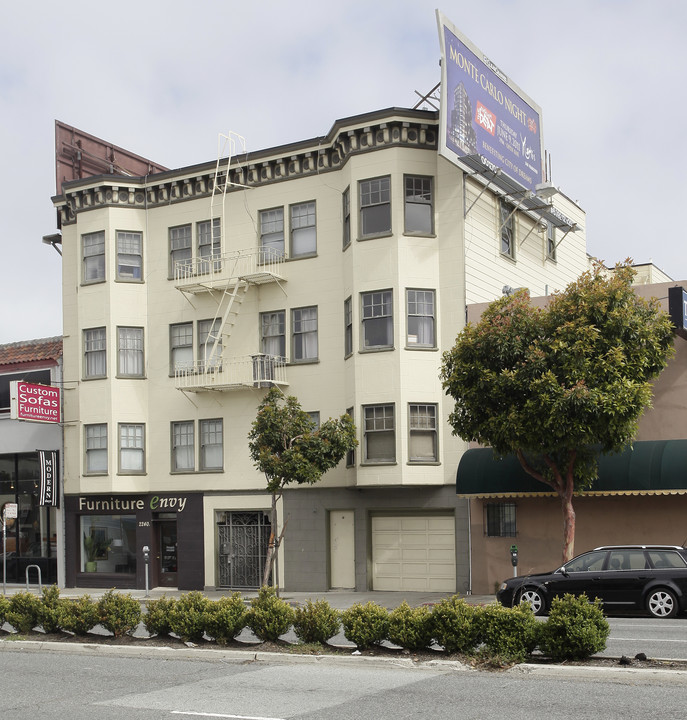 2240-2242 Lombard St in San Francisco, CA - Building Photo