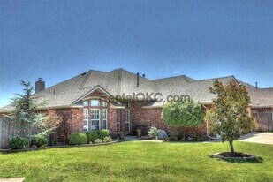 728 SW 158th St in Oklahoma City, OK - Building Photo