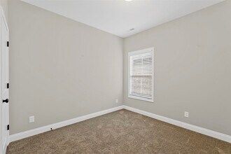 1156 Shallowford St in Bowling Green, KY - Building Photo - Building Photo