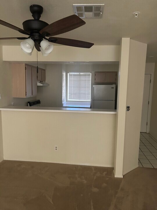 2044 Mesquite Ln, Unit Portafino M203 in Laughlin, NV - Building Photo