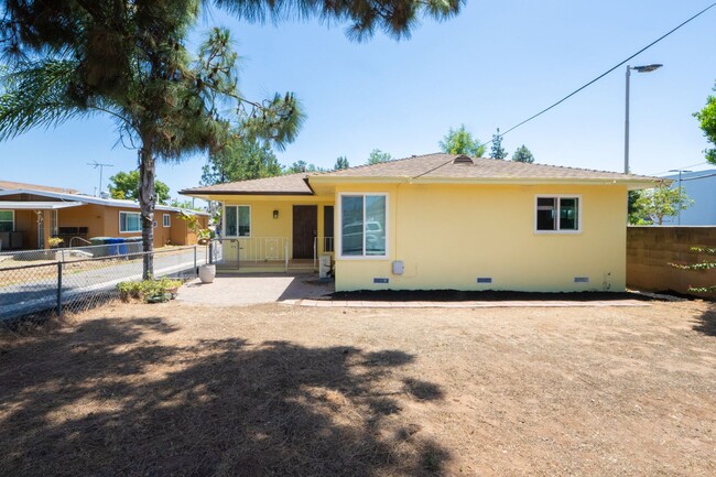 property at 1319 Peach Ave